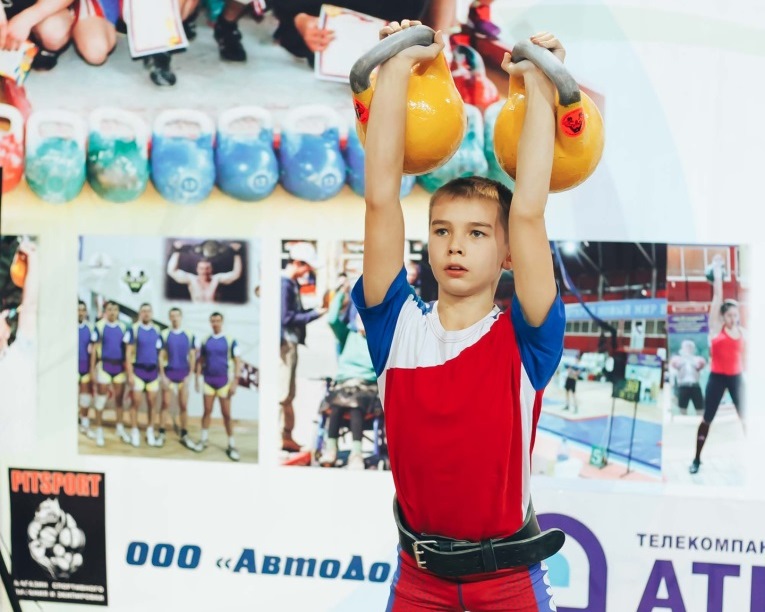Леонтьев Антон